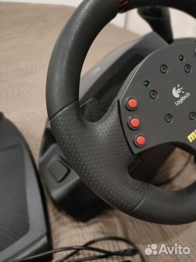Руль logitech momo racing 900 градусов