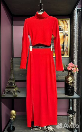 Тёплый костюм с юбкой р 42, 44