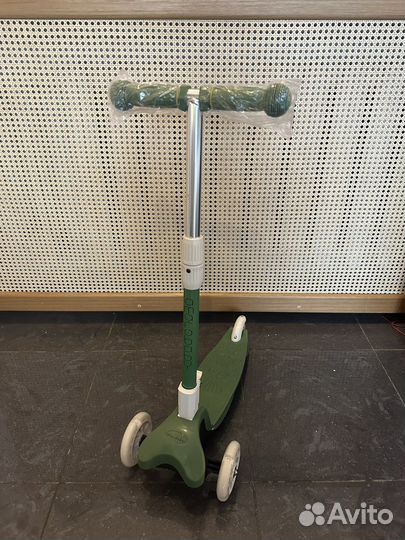 Самокат детский трехколесный новый