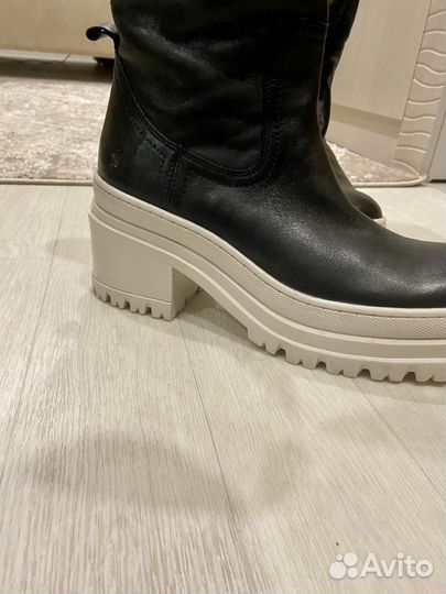 Ботинки женские