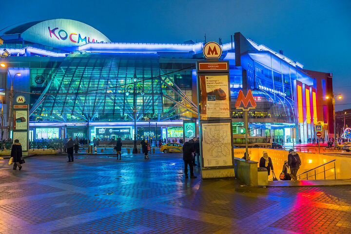 Аренда торгового помещения в ТЦ Европейский, 54 м²