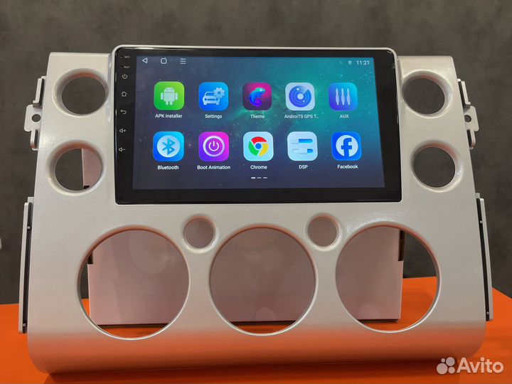Автомагнитола на андроиде для Toyota Cruiser