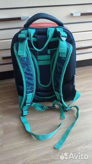 Каркасный рюкзак с ортопедической спинкой