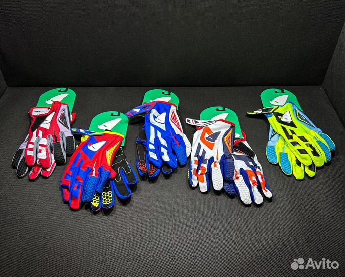 Мотоперчатки UFO для эндуро/кросс