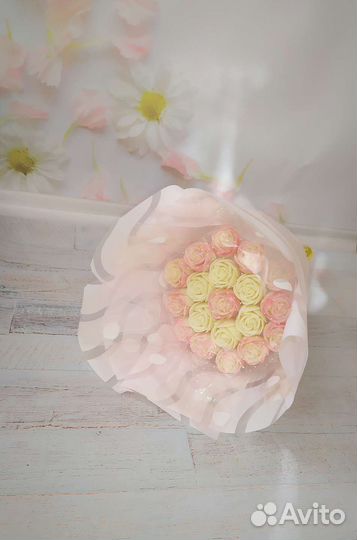 Сладкий подарок. Букеты из шоколада