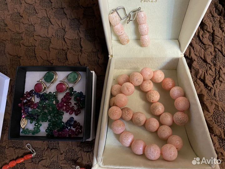 Серьги и бусы времен СССР