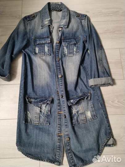 Пальто из демина