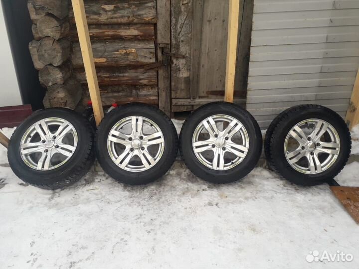 Yokohama 125T 195/65 R15 97W