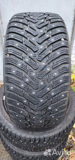 Nokian Tyres Hakkapeliitta 8 225/45 R18 и 245/40 R18