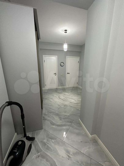 2-к. квартира, 72 м², 6/9 эт.