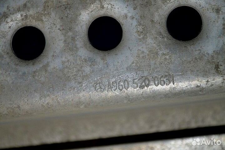 Металлический трапик mercedes-benz Actros MP4 1842