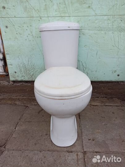 Унитазы с бачком бу
