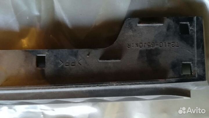 Решотка воздуховод капота прааая