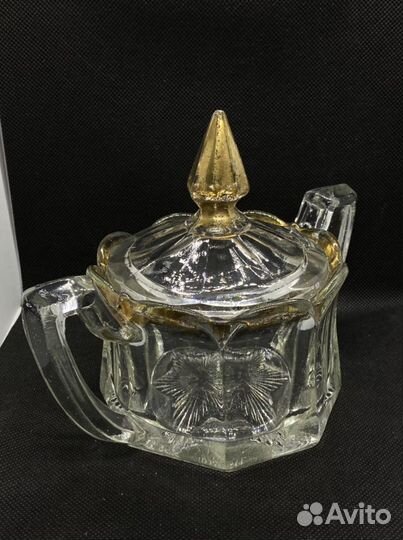 Сахарница. Чайница. Мальцов. исз. Старинное стекло