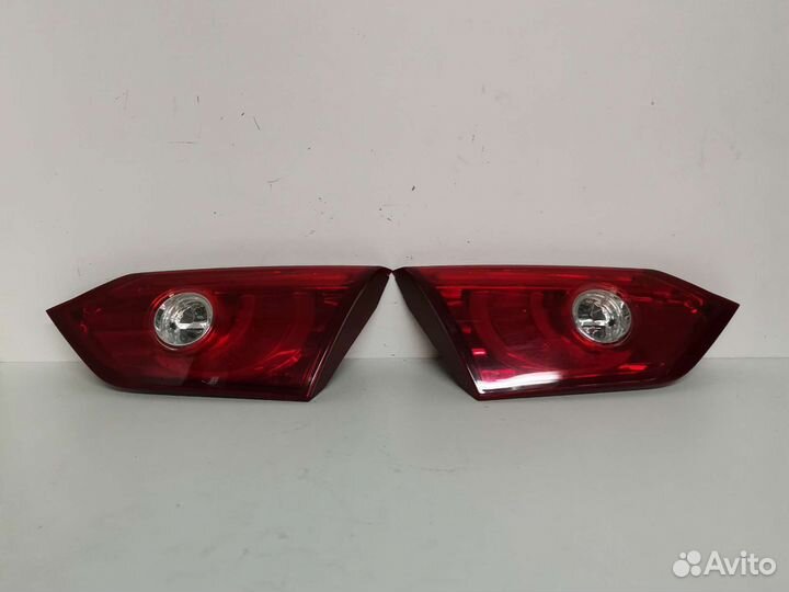 Фрнари в крышку багажника Infiniti Q 50