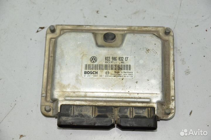 Блок управления двигателем Volkswagen Touareg 3.2