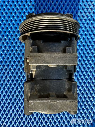 Компрессор кондиционера Ford Mondeo 2