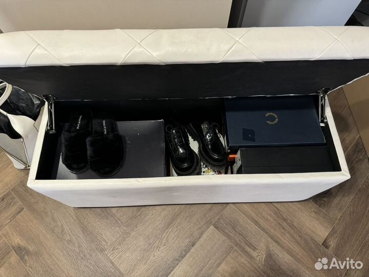 Банкетка в прихожую