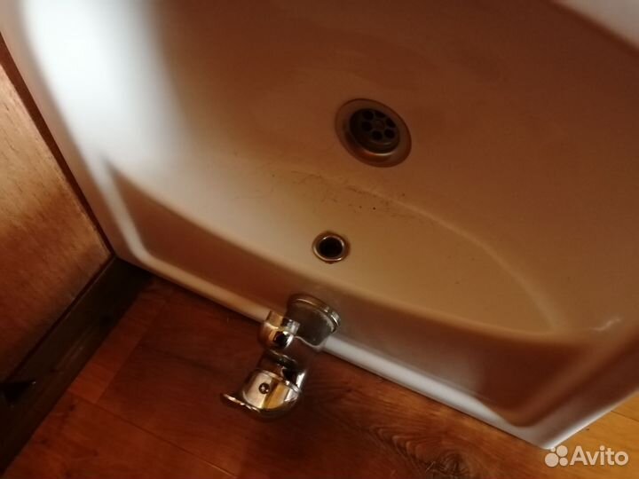 Раковина в ванную накладная бу
