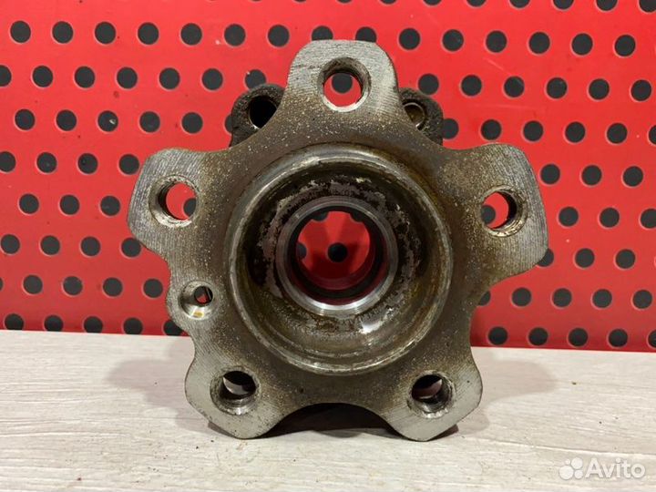 Ступица задняя Bmw 5 G30 B47D20A 2017