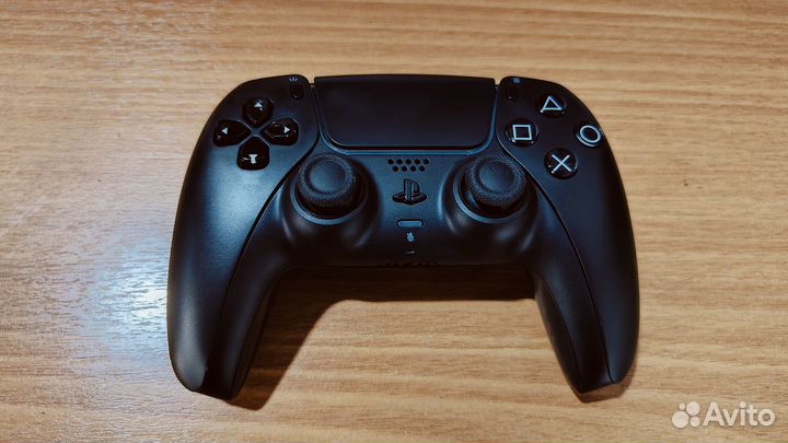 Контроллер Ps4 в корпусе Ps5