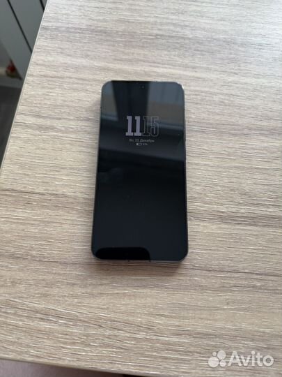 Xiaomi 13, 12/256 ГБ