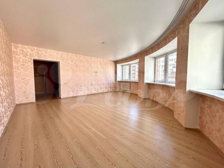 2-к. квартира, 90 м², 4/9 эт.