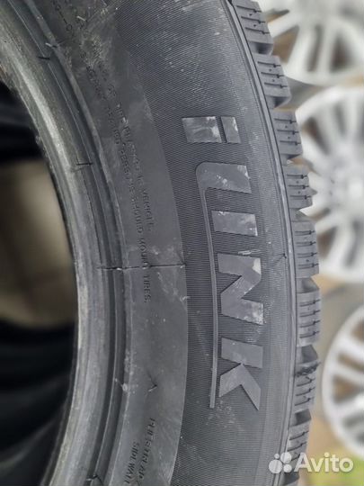 iLink Wintervorhut Stud III 255/55 R19