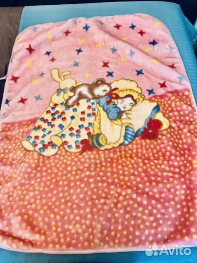 Одеяло и плед детские