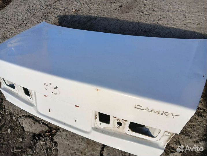 Крышка багажника камри грация