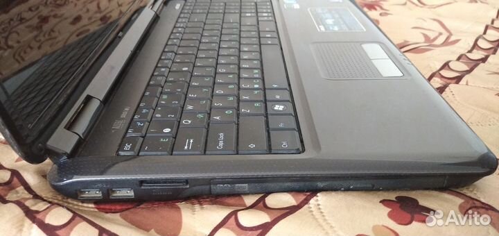 Ноутбук Asus K61IC