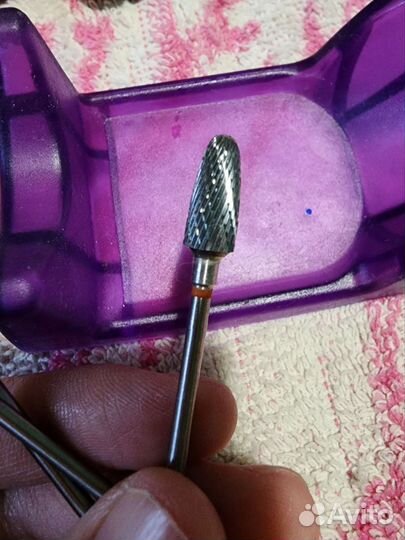 Машинка для маникюра и педикюра с фрезами