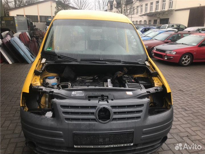 Разбор на запчасти Volkswagen Caddy