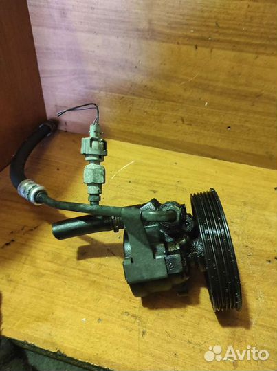 Насос гур Рено Логан / Рено Сандеро / Рено Симбол