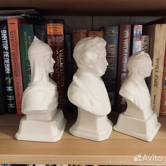 Бюсты Пушкин, Невский, Суворов