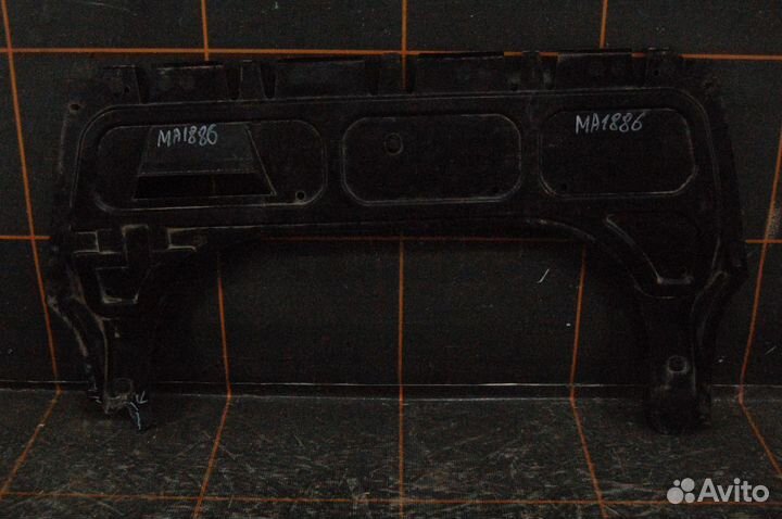 Пыльник двигателя центральный - Volkswagen Polo