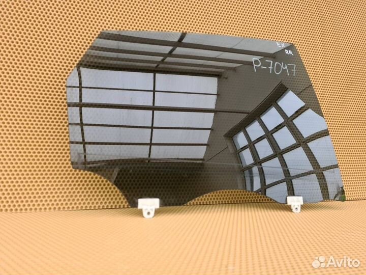 Стекло двери заднее правое Infiniti Ex Qx50 J50