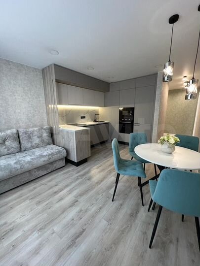 2-к. квартира, 67,6 м², 2/14 эт.