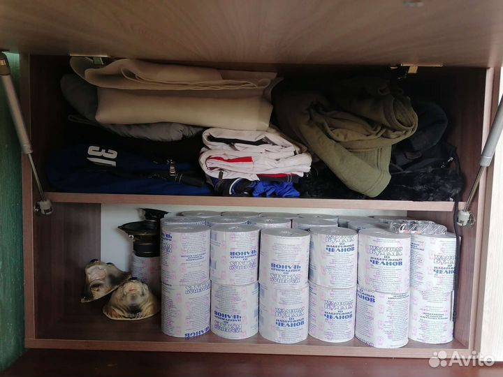 Шкафчик навесной