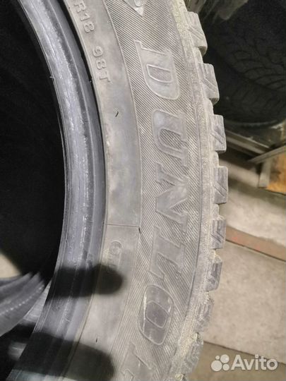 Dunlop SP Winter Ice 01 225/55 R18