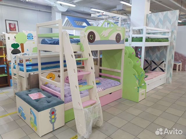 Двухъярусная кровать