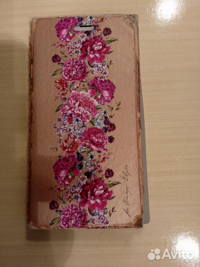 Б/у чехол - книжка на телефон Redmi 6