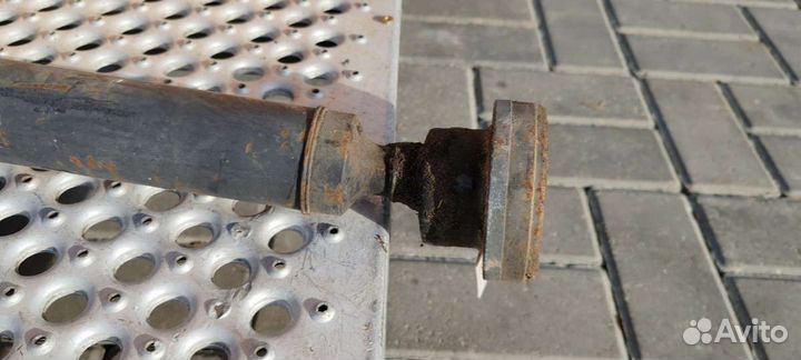 Карданный вал Volvo XC90 1 2008