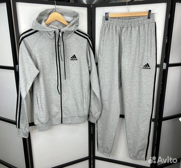 Спортивный костюм Adidas