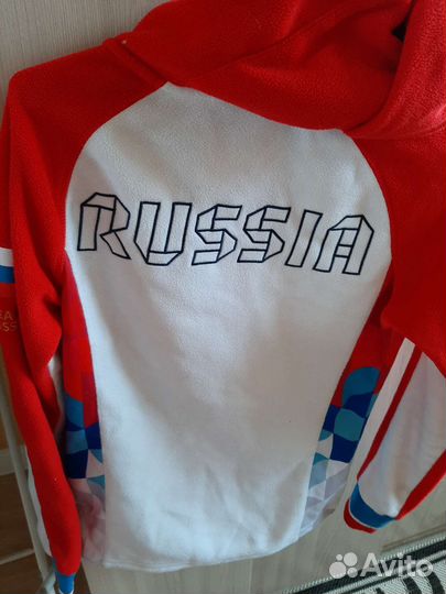 Спортивный костюм женский