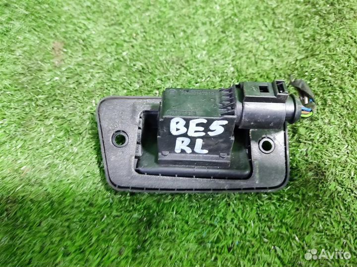 Концевик двери volkswagen Caddy 3 2013