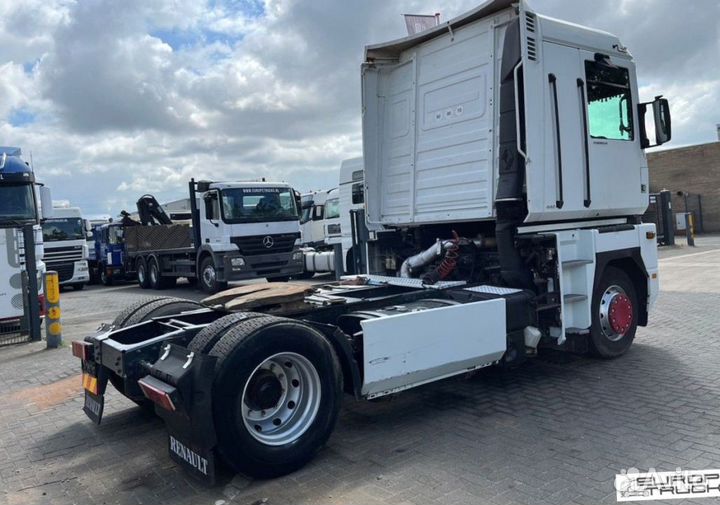 Разбираем грузовик Renault,Magnum III 2001-2008