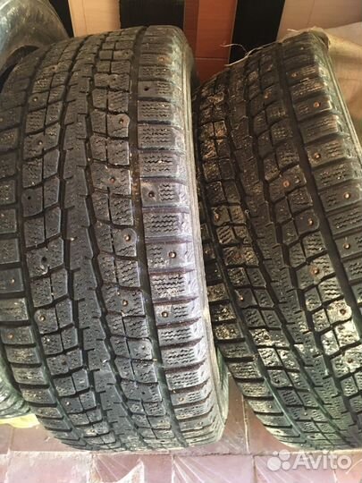 Dunlop SP Winter Ice 07 215/55 R16 97T