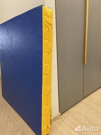 Мат спортивный гимнастический