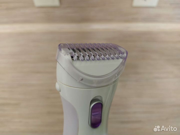 Женская электробритва Philips HP 6342/00